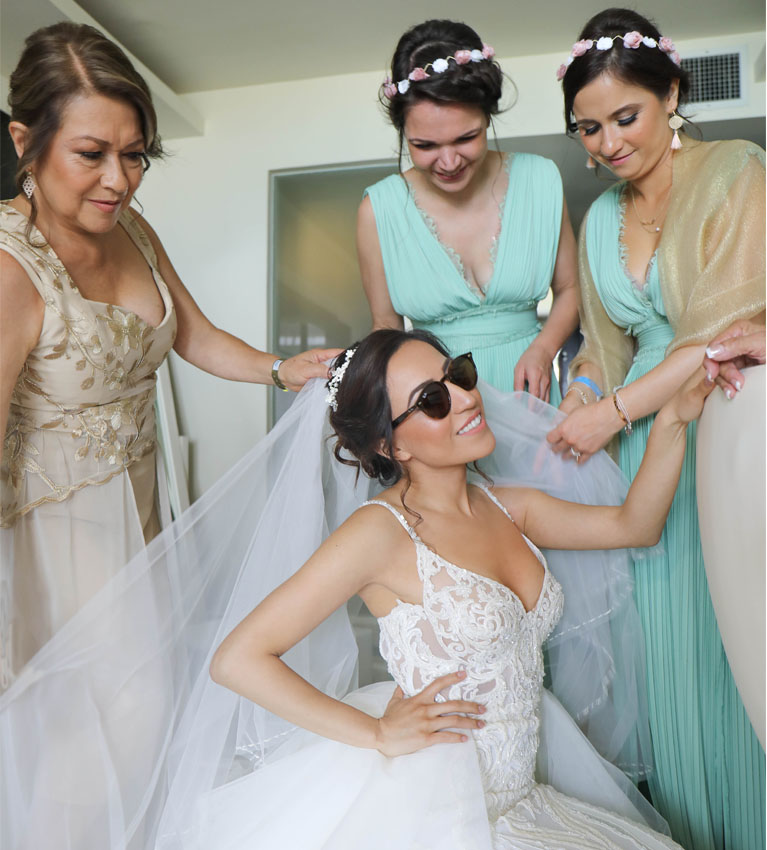 Wedding-Cancun-Sexy-Bride